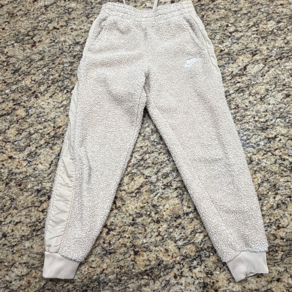 Nike Girls Sherpa Fleece Joggers Beige Oatmeal Borg Pants Medium M